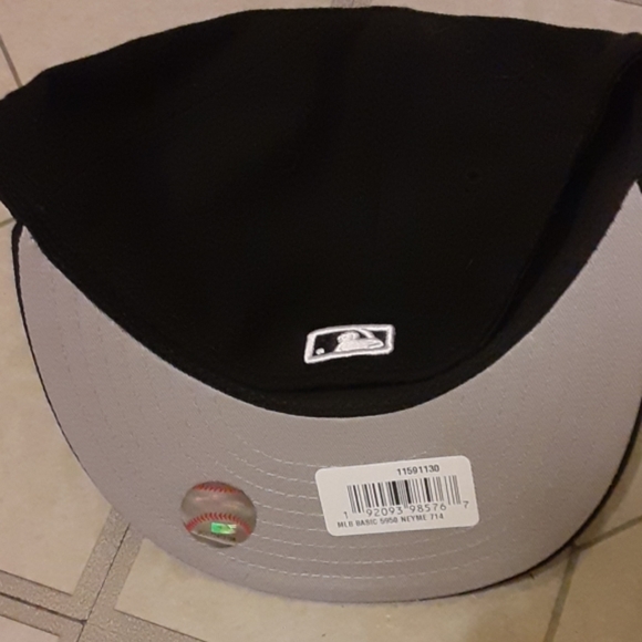 Mets hat - Picture 3 of 4